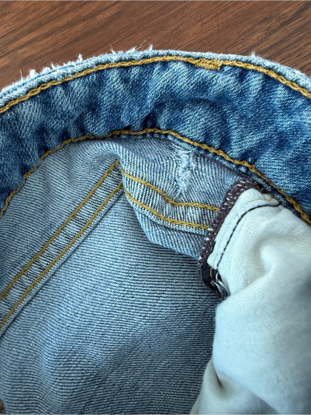 Alice + Olivia "Good" Low-Rise Cropped Jeans | Released Hem | 28 - Picture 14 of 14